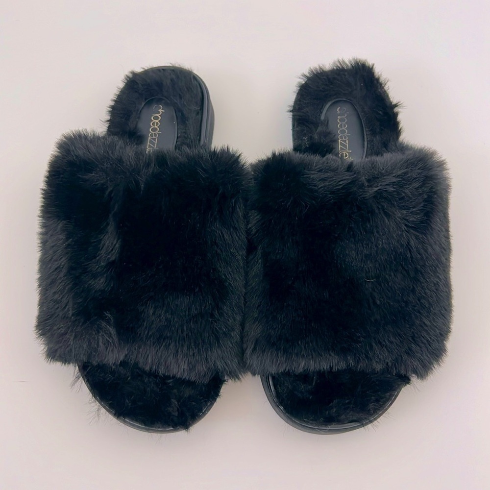 Shoedazzle Claudia Black Fuzzie Slipper Slides Size L‎ (9-10)